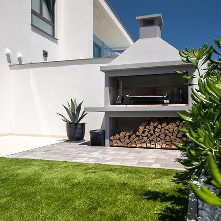 Villa Supernus With Heated Pool Baška Exteriér fotografie