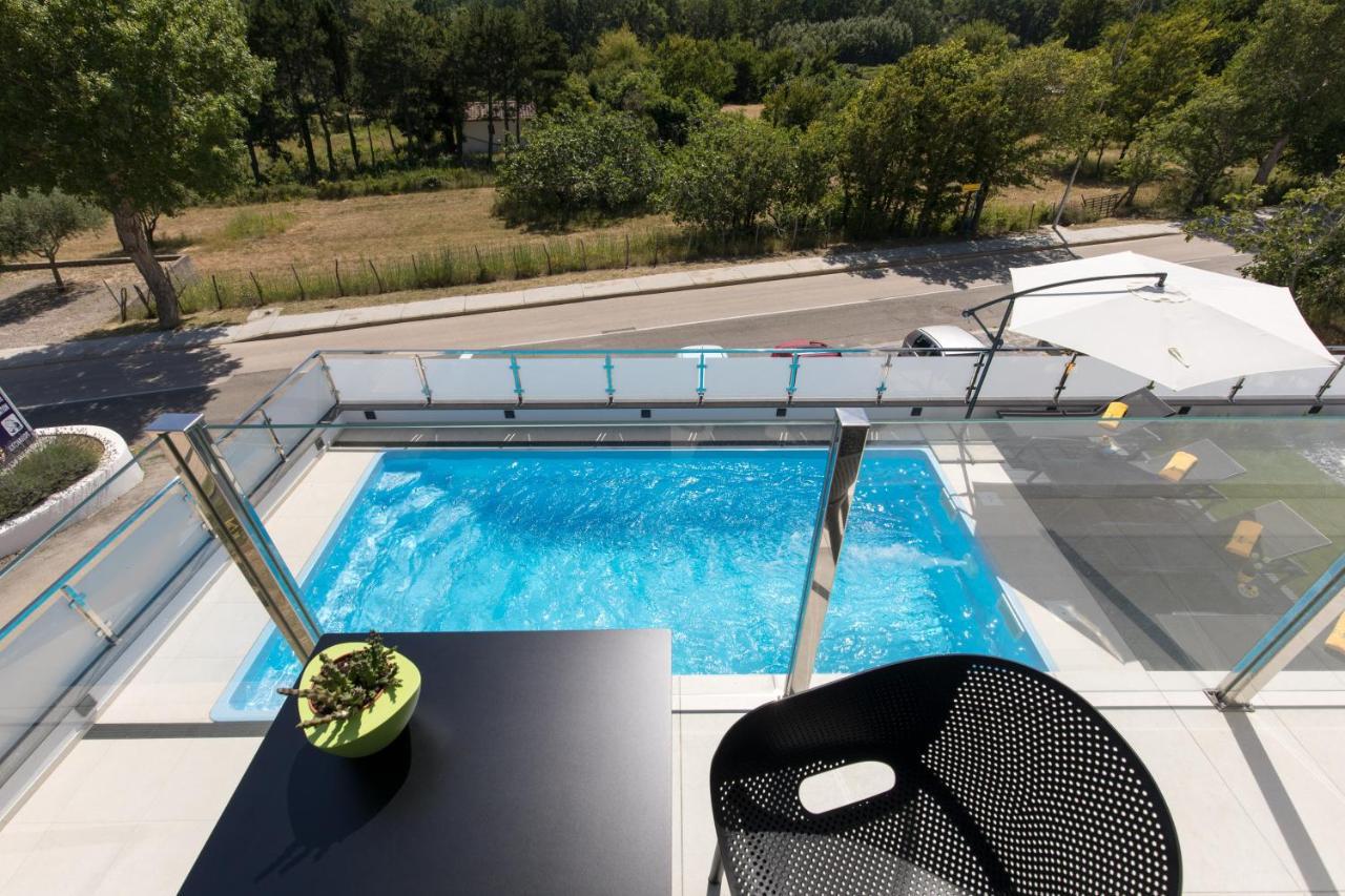 Villa Supernus With Heated Pool Baška Exteriér fotografie